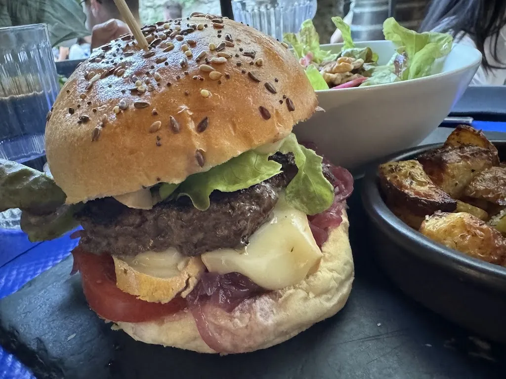 Ido Naim_Le Teston_Gordes_review