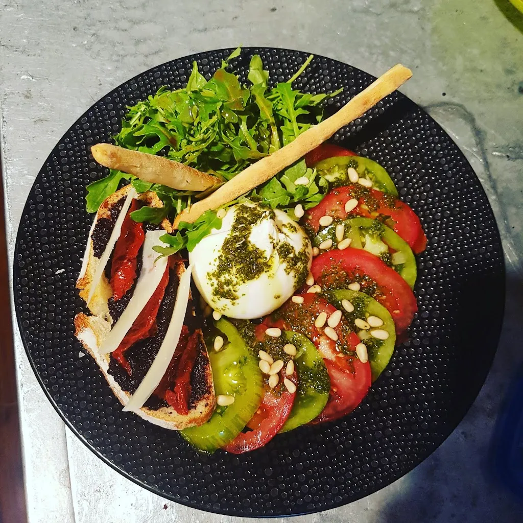 Le Teston_Gordes_slider_image_3