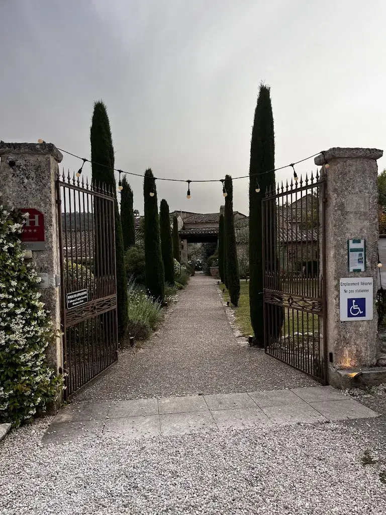 antoine cuesta_Restaurant & Bar la Ferme de la Huppe_Gordes_review