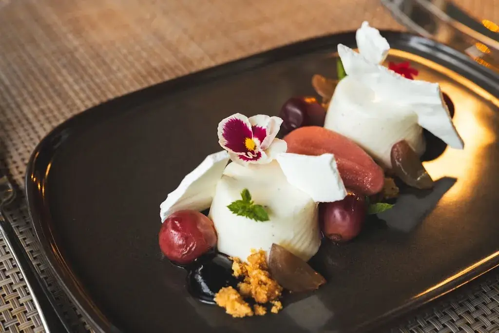 Restaurant & Bar la Ferme de la Huppe_Gordes_slider_image_3