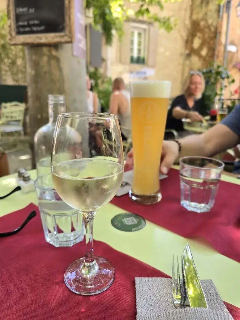 Liudmila N_Le Renaissance_Gordes_review