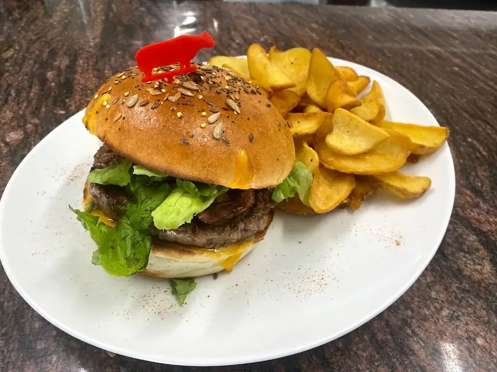 Le Célestin_Gordes_slider_image_2