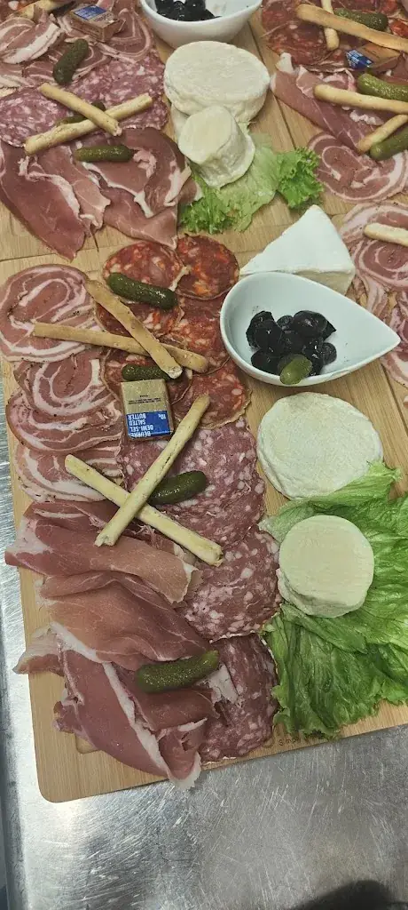 Menu_Restaurant des Arènes_Graveson_immagine_4