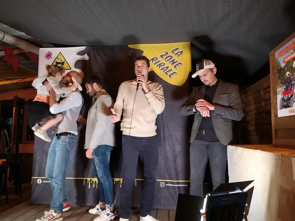 Chantal CORBET_Restaurant des Arènes_Graveson_recensione