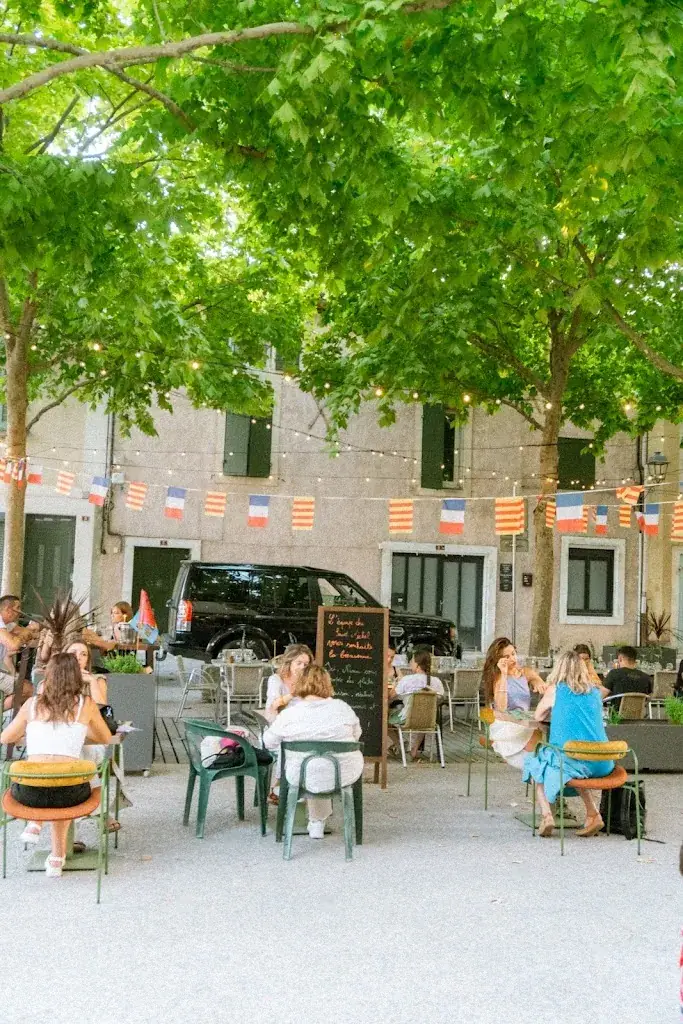 Le Saint Michel restaurant in Graveson