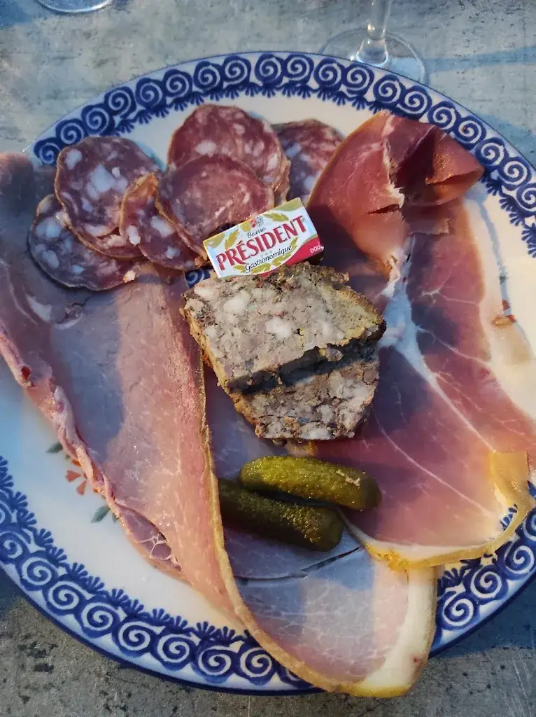 Menu_Auberge du Château_Saint-Bonnet-les-Oules_image_8