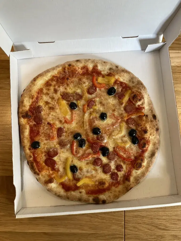 Menu_Restaurant Pizzeria Le Grillon_Prez-vers-Noréaz_image_3