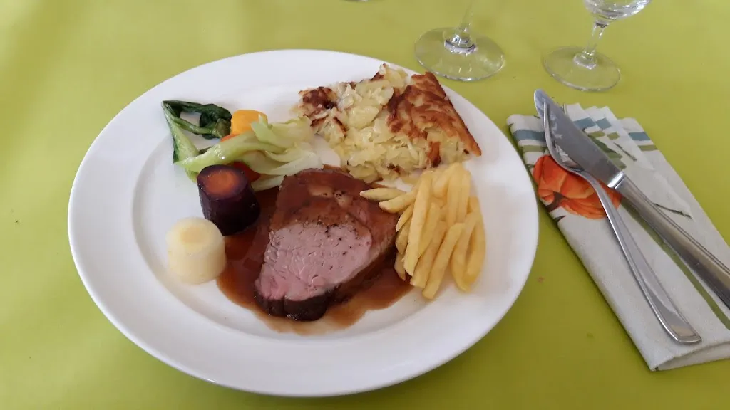 Le Grillon_Prés-d'Orvin_slider_image_2