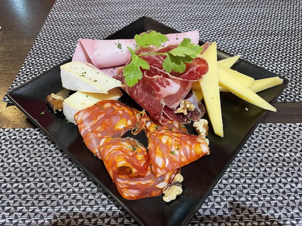 Le Take Off_Arâches-la-Frasse_slider_image_1