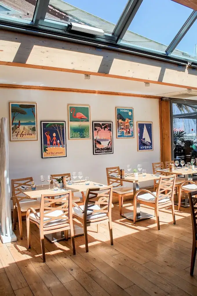 LE CADET 83_Hyères_slider_image_1