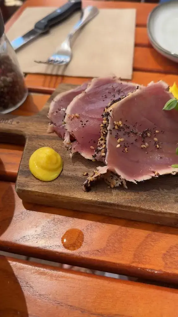 LE CADET 83_Hyères_slider_image_2