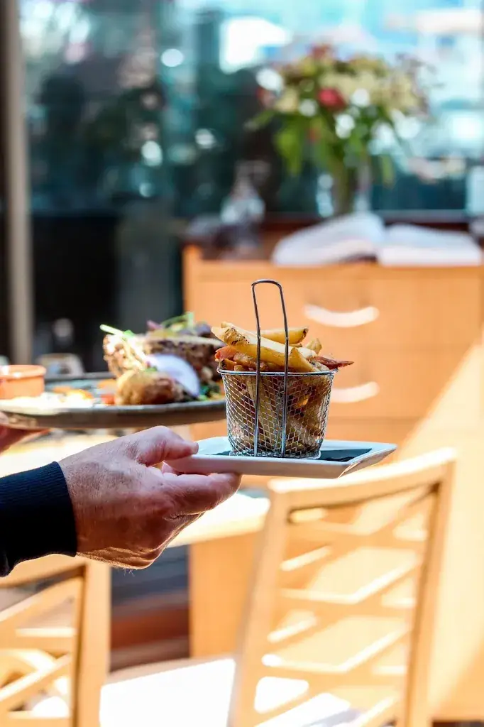 LE CADET 83_Hyères_slider_image_3