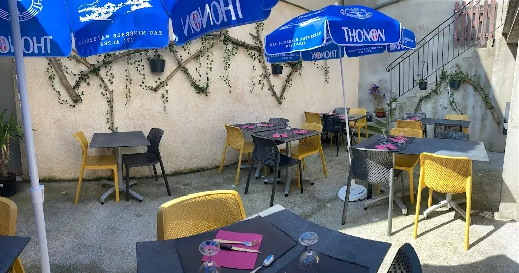 La Fontaine aux Lions_Plauzat_slider_image_1