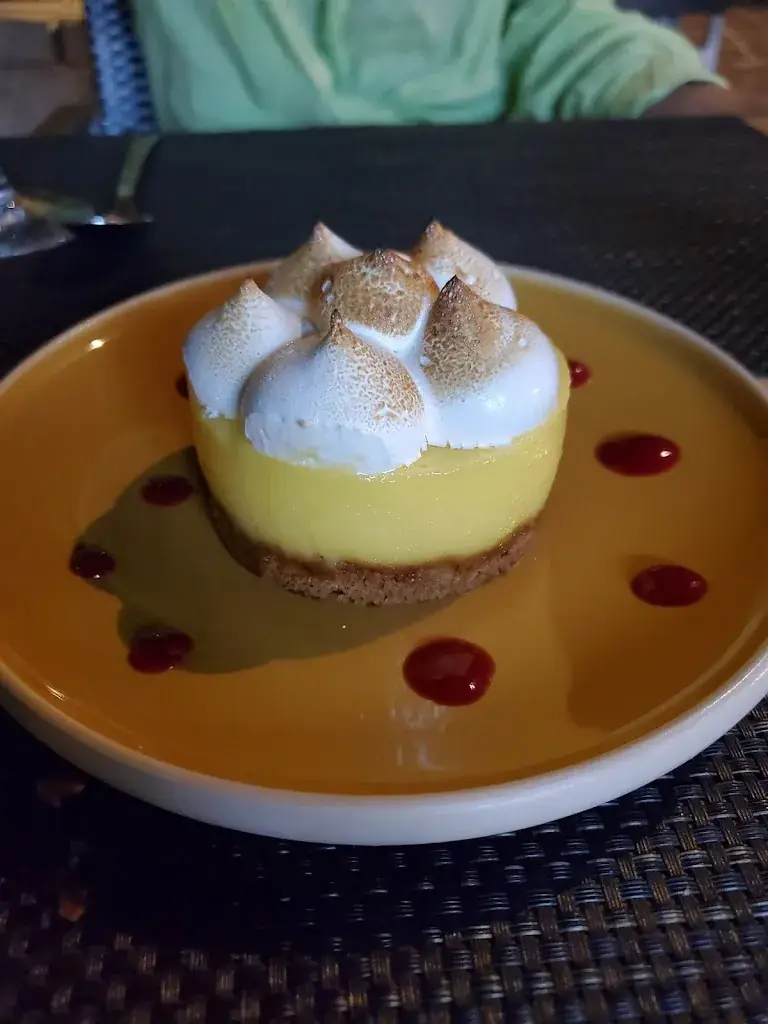 Thomas Helman_Au Fil de L'eau - Hyères_Hyères_review