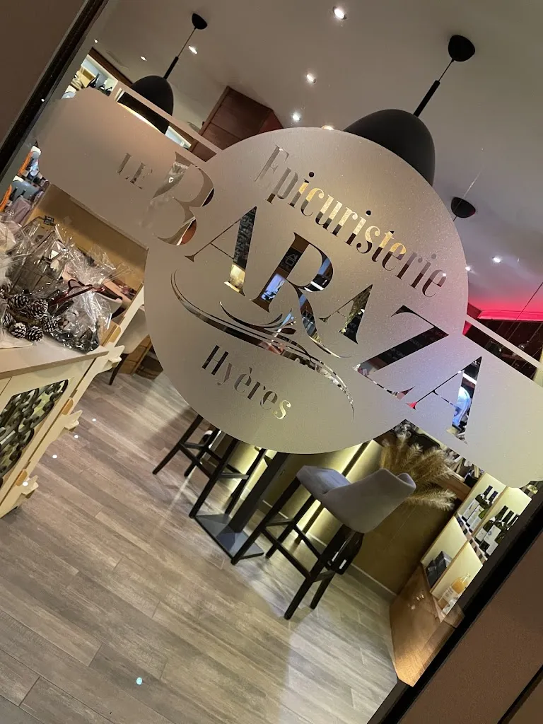 Frederic Maume_Le Baraza_Hyères_review