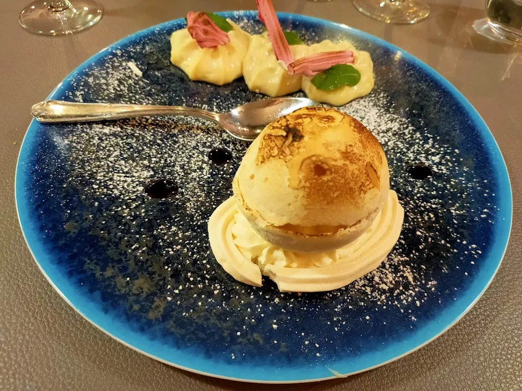 Le Quai des Découvertes restaurante en Peschadoires