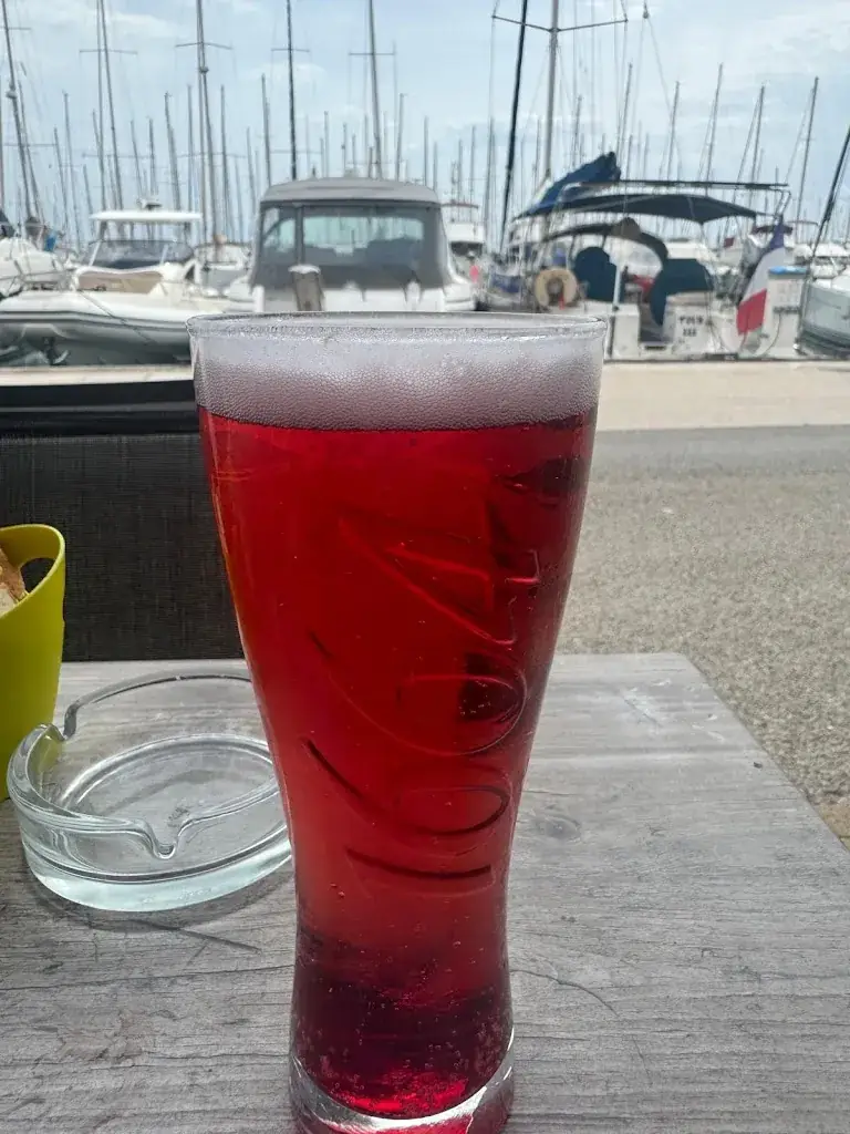 Coralie Pattenden_Brasserie Le Tocco_Hyères_review