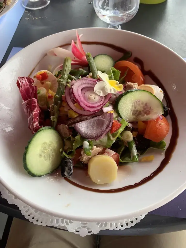 ernesto p_Brasserie Le Tocco_Hyères_review