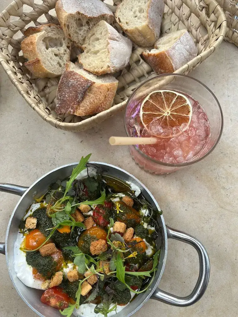 Katie Brown_Noé Bar-Restaurant Presqu'île de Giens_Hyères_review