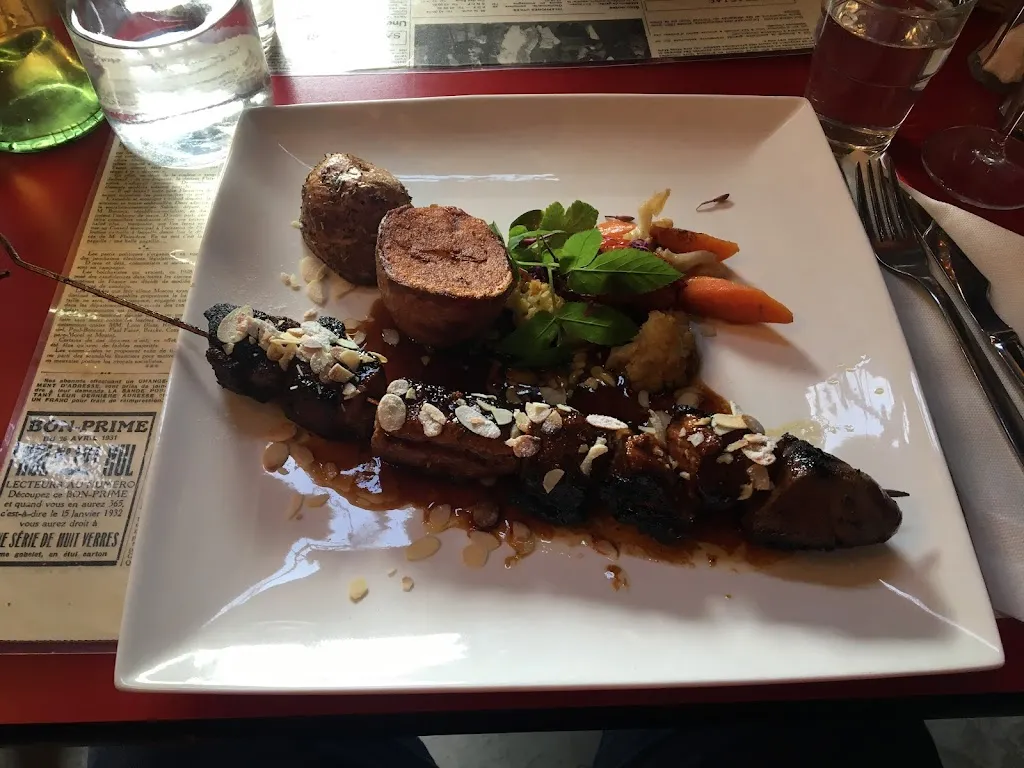 Tobias Weiper_Dedans Dehors_Guillestre_review