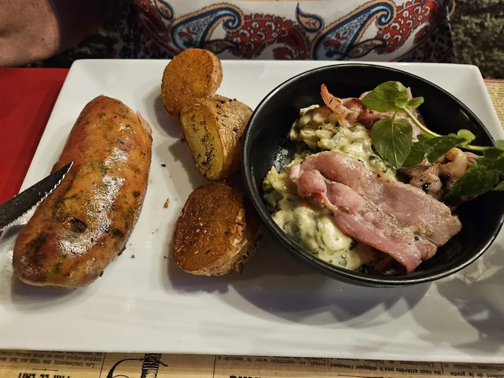 Dedans Dehors_Guillestre_slider_image_3