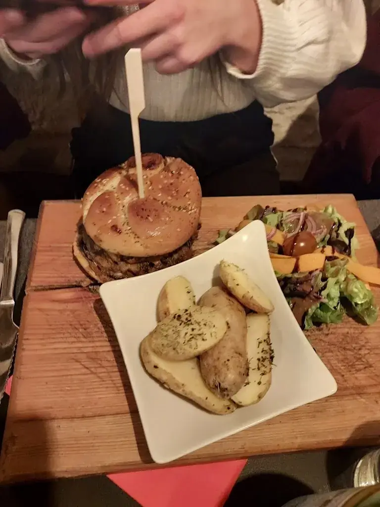 Margot Mgl_Le Regain_Guillestre_review