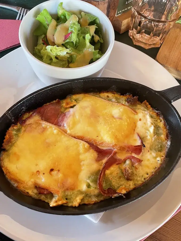 Marine El_Le Clos Fournier_Risoul_review