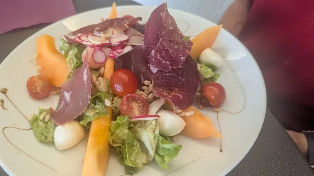 Marie-Francoise Strudel_Le 40_Thiers_review