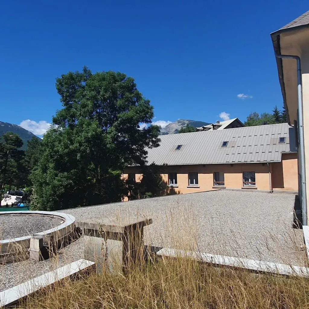 Auberge de Jeunesse de Guillestre - Entre Guil & Mets restaurant in Guillestre