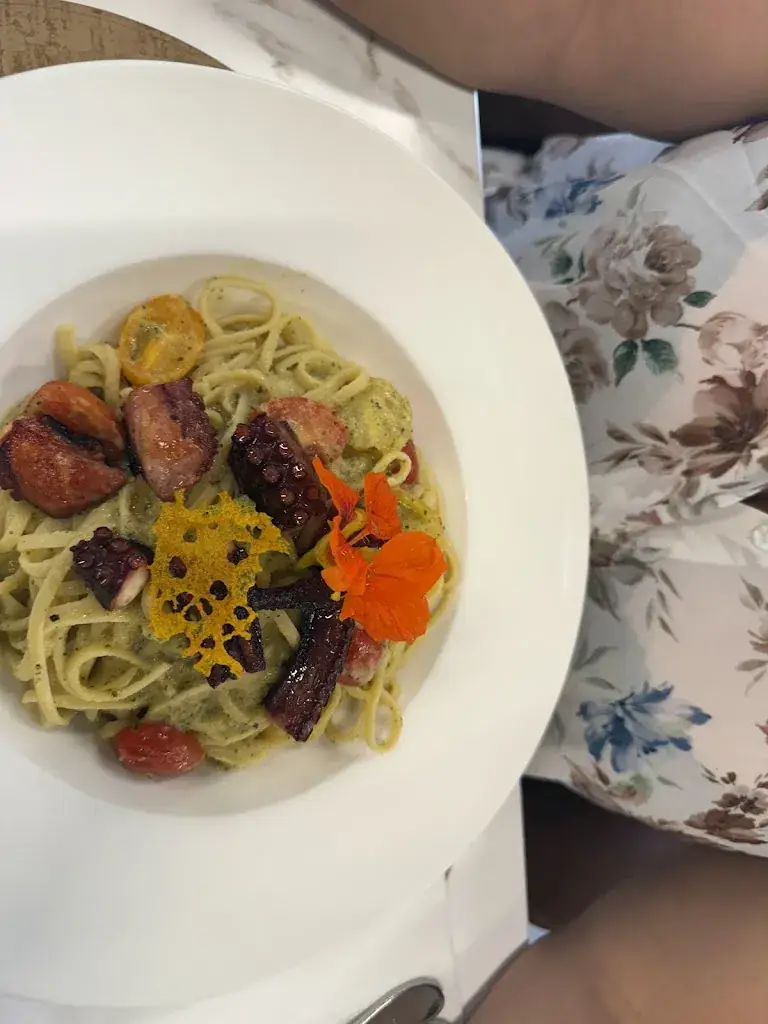 Aurelio R._Lacour - Restaurant - Brasserie - Bar_Eygliers_recensione