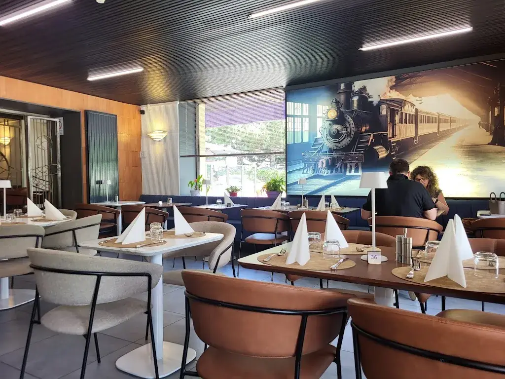 Lacour - Restaurant - Brasserie - Bar restaurant in Eygliers