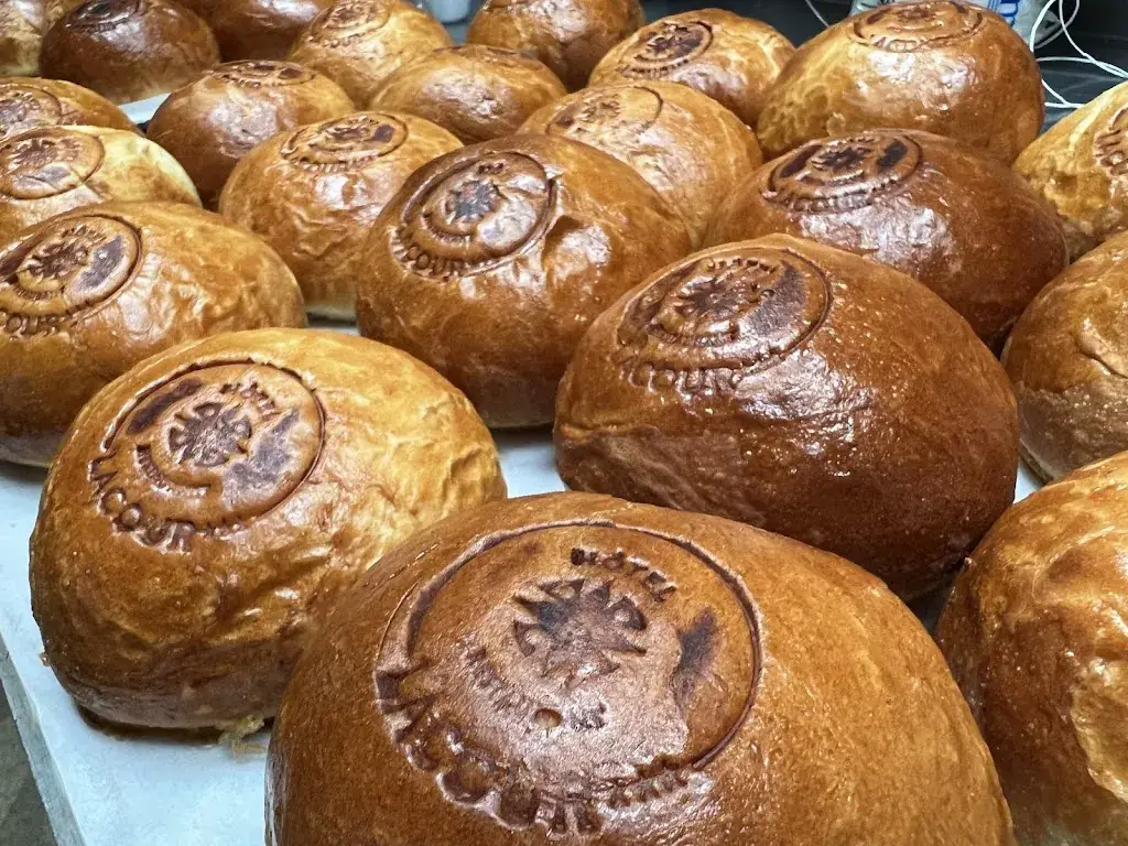 Lacour - Restaurant - Brasserie - Bar_Eygliers_slider_image_2