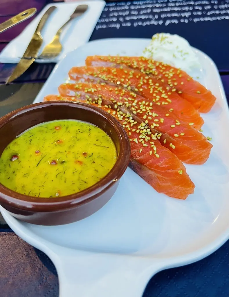 Ange de la lune_L'Ardoise_Gréoux-les-Bains_recensione