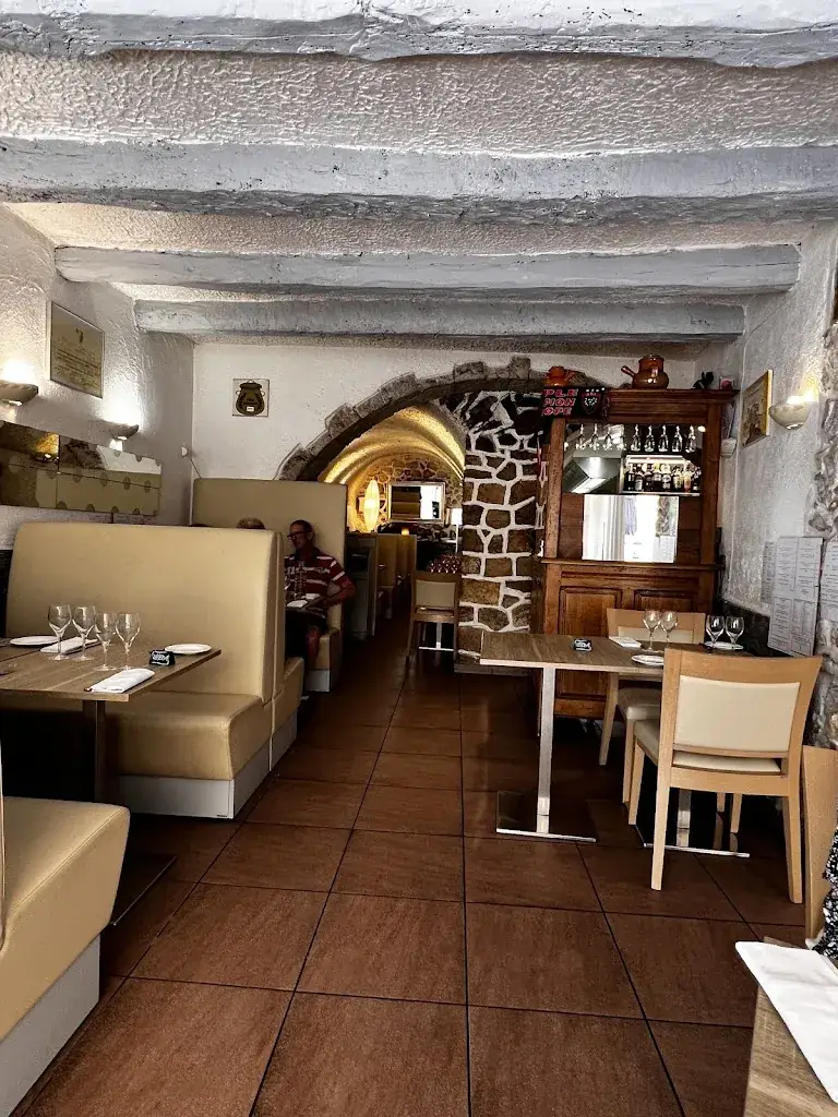 La Caverne_Gréoux-les-Bains_slider_image_1