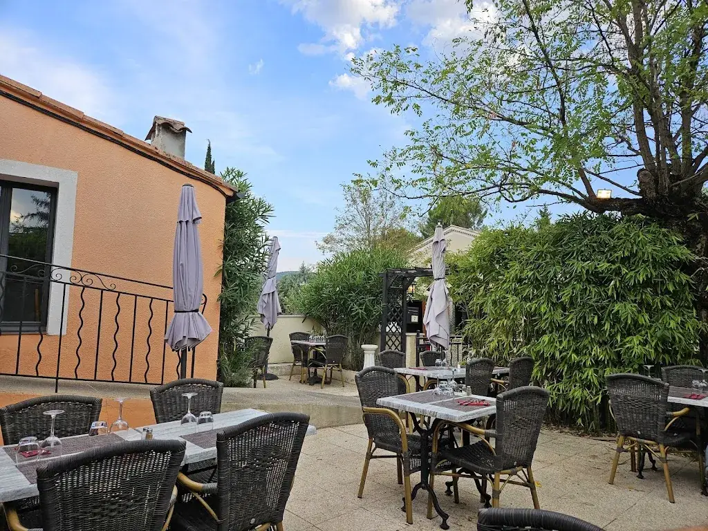 Le Jardin Des Lilas_Gréoux-les-Bains_slider_image_2