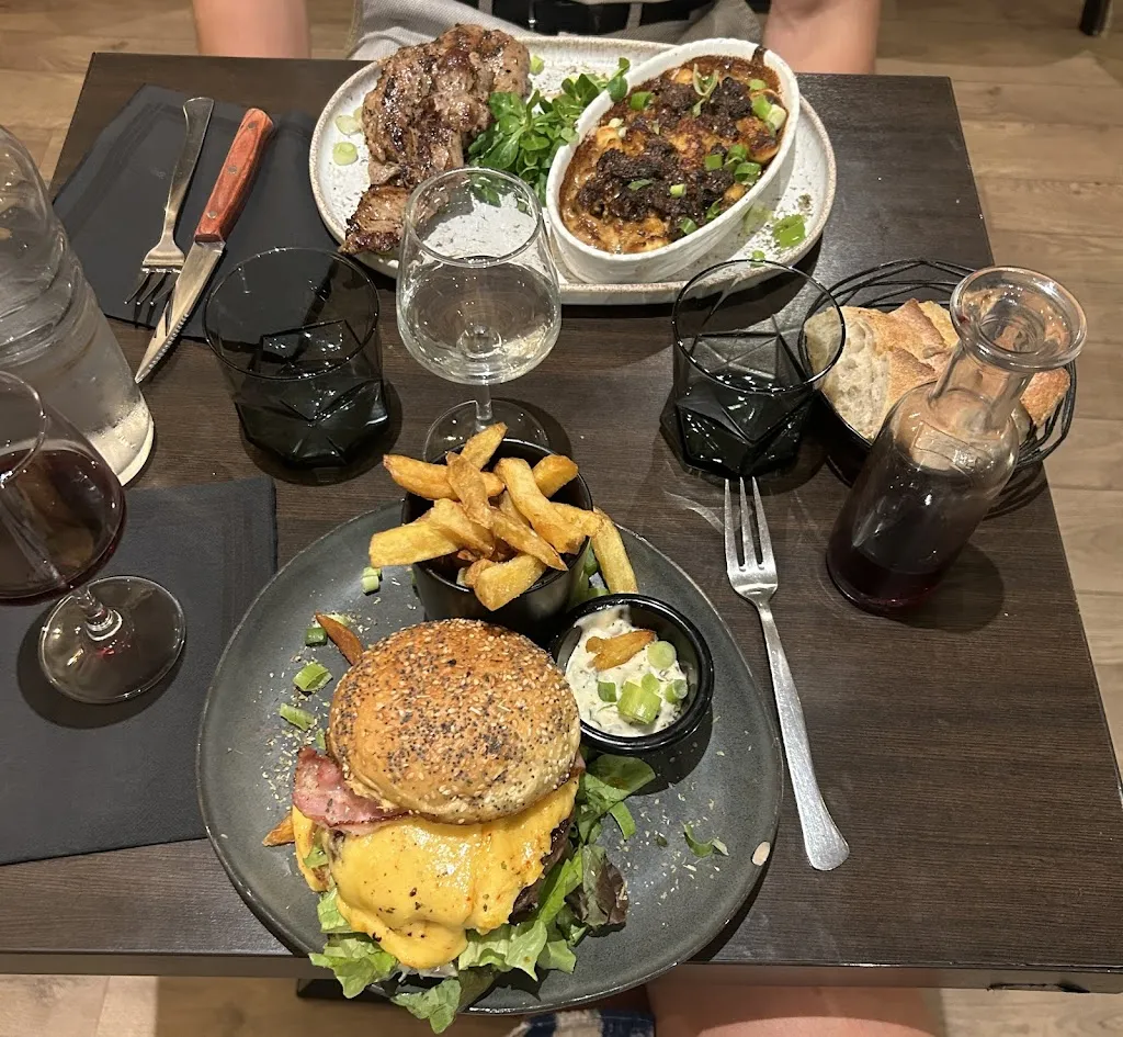 Filip Řeha_L'Arlequin_Gréoux-les-Bains_review