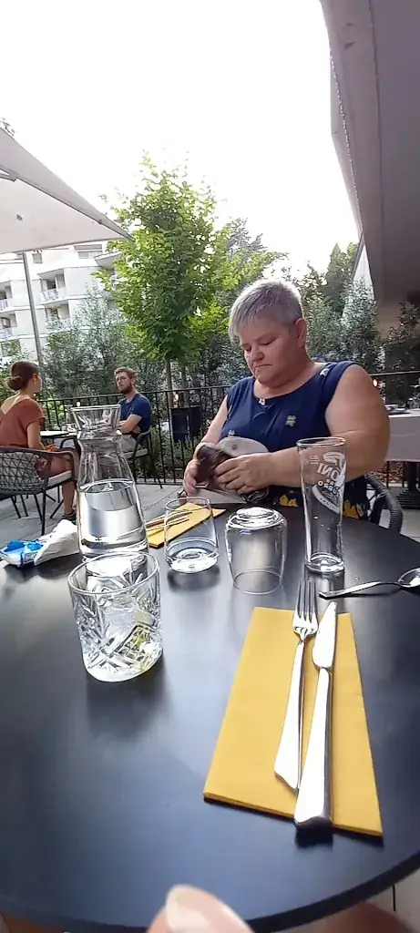 Restaurant Le Pavillon | Villa Castellane_Gréoux-les-Bains_slider_image_2