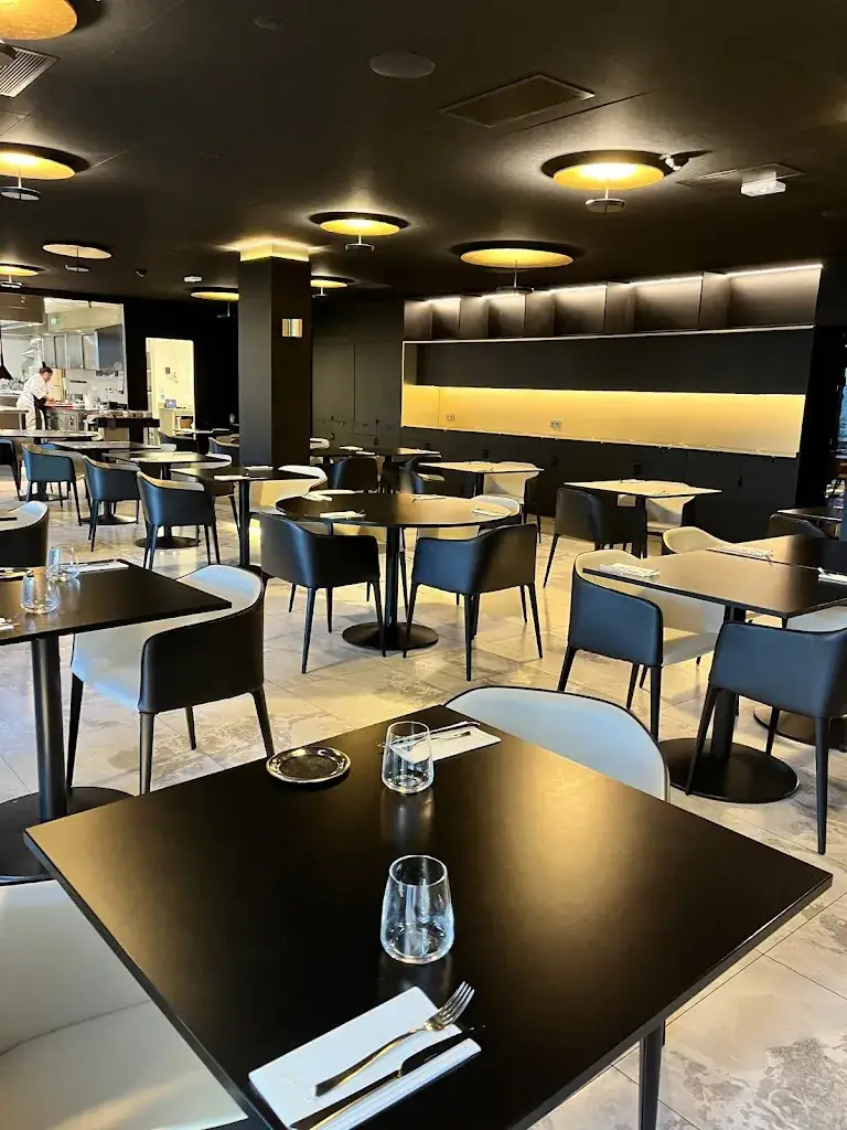 Restaurant Le Pavillon | Villa Castellane_Gréoux-les-Bains_slider_image_3