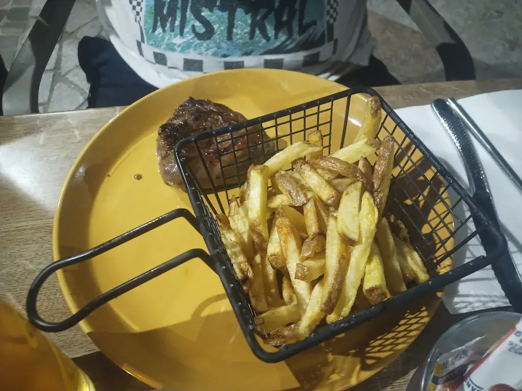 1990Geppo_Le 5.5_Gréoux-les-Bains_review