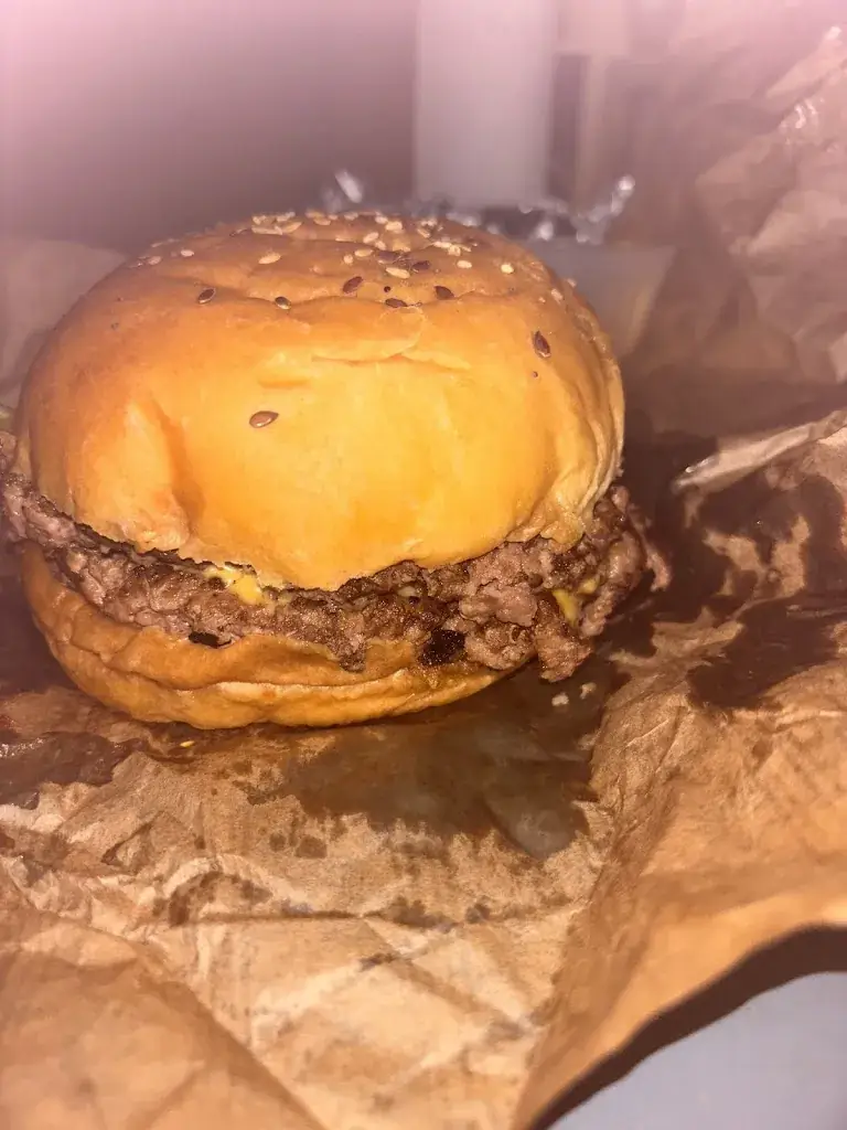 lana Brasley_La grinta_Gréoux-les-Bains_review