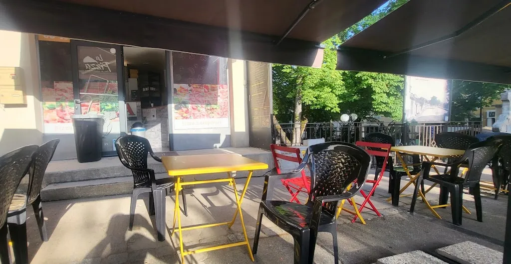 Merijn Ansink_LA PIZZA_Gréoux-les-Bains_review