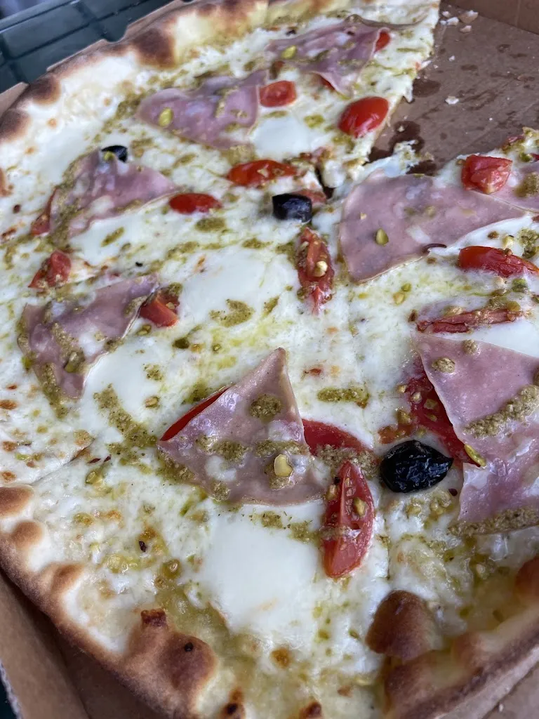 LA PIZZA restaurant in Gréoux-les-Bains