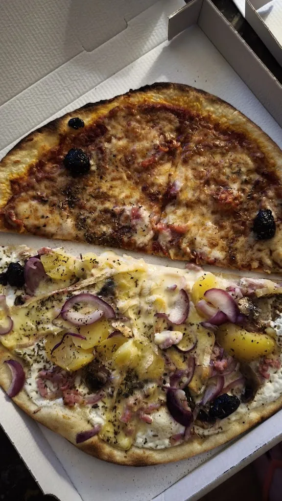 LA PIZZA_Gréoux-les-Bains_slider_image_2