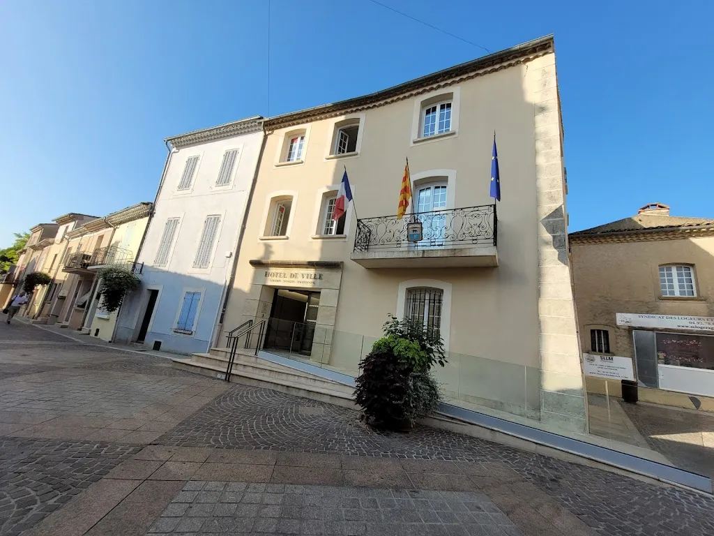 Tourist Information Center restaurant in Gréoux-les-Bains