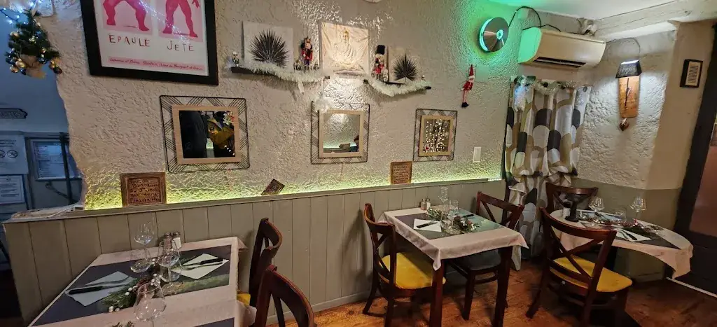 Restaurant LA FARIGOULE spécialités provençales NYONS restaurant in Nyons