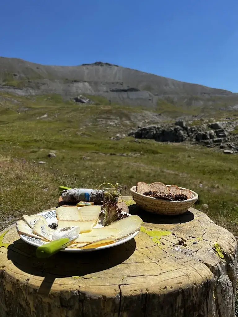 Gilles_Buvette de la bonette 2536 m_Jausiers_recensione