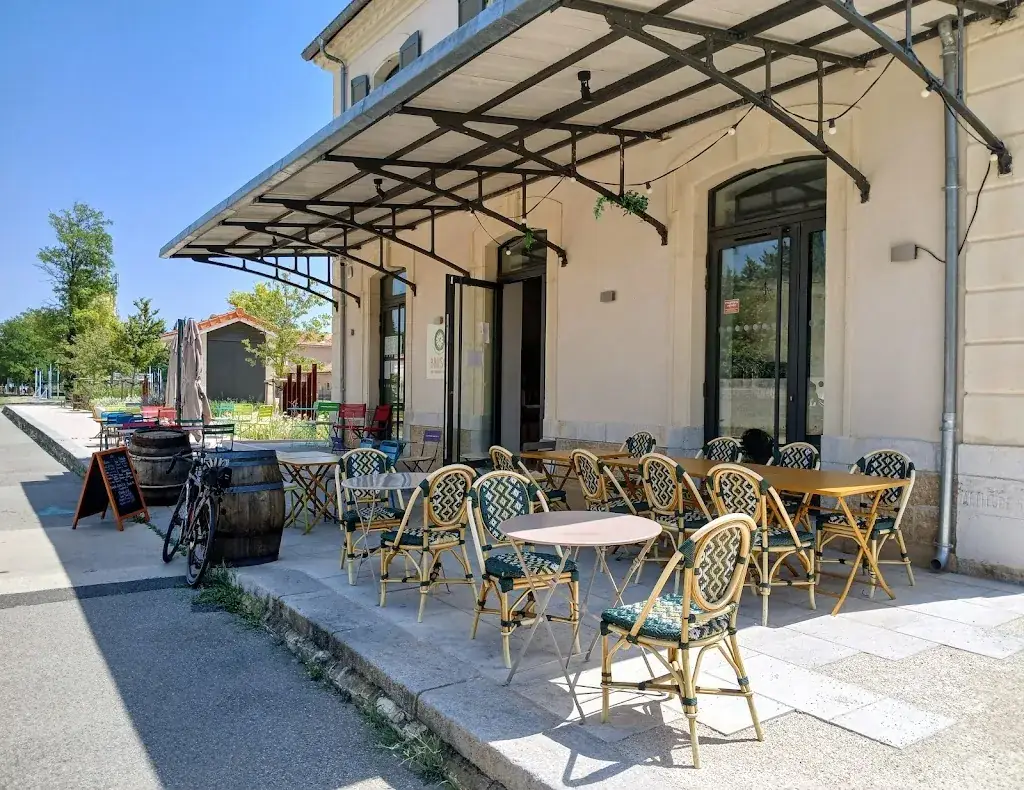 Maxi Minimalist_Brusco restaurant_Jonquières_review