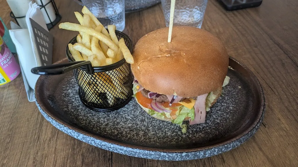 L’idéal restaurant fast food_Jonquières_slider_image_2