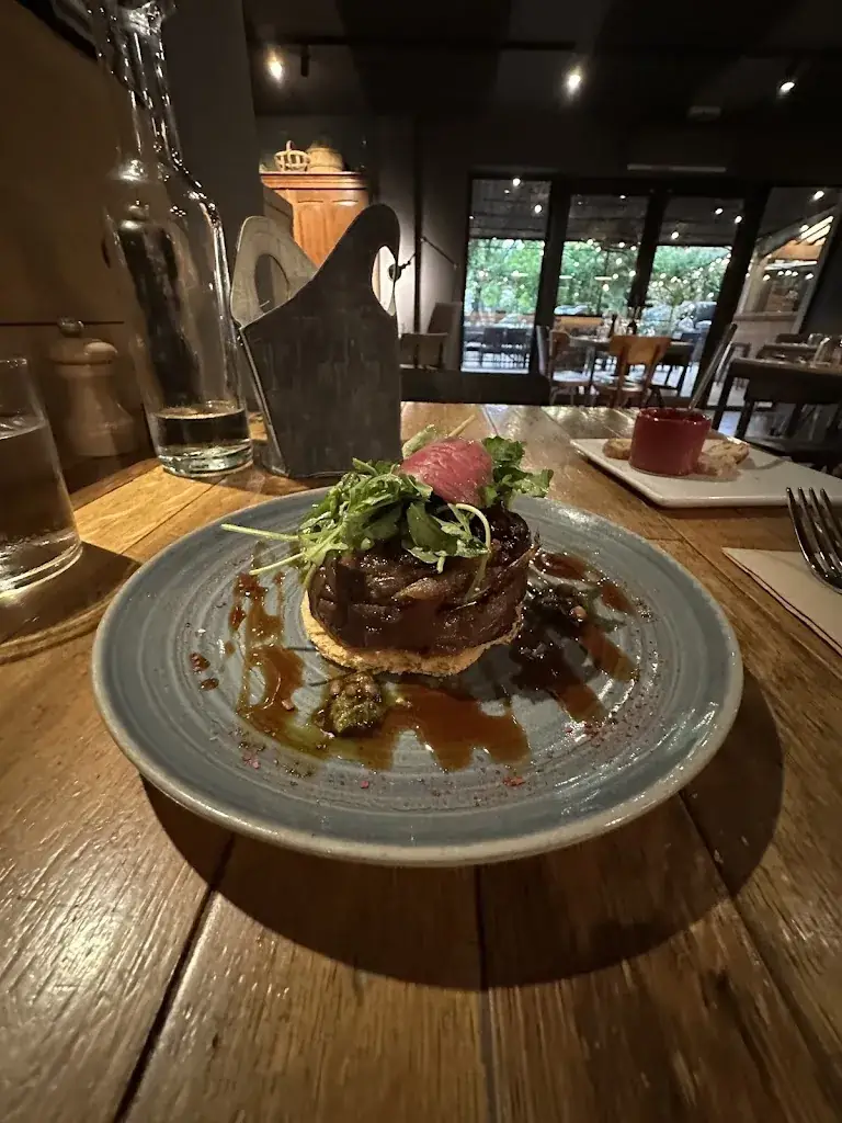 abdulrhman Aldhalaan_Les Cent Canailles_Jouques_review