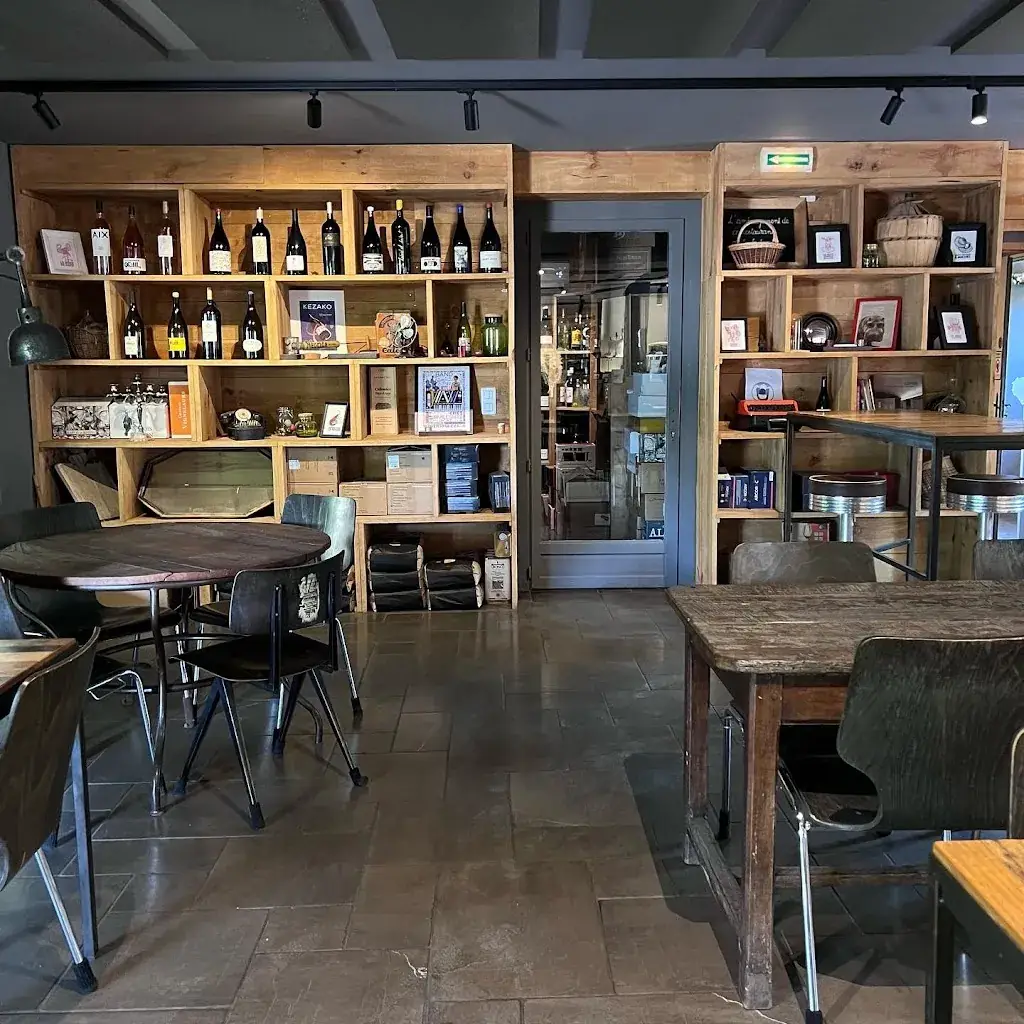 Les Cent Canailles_Jouques_slider_image_3